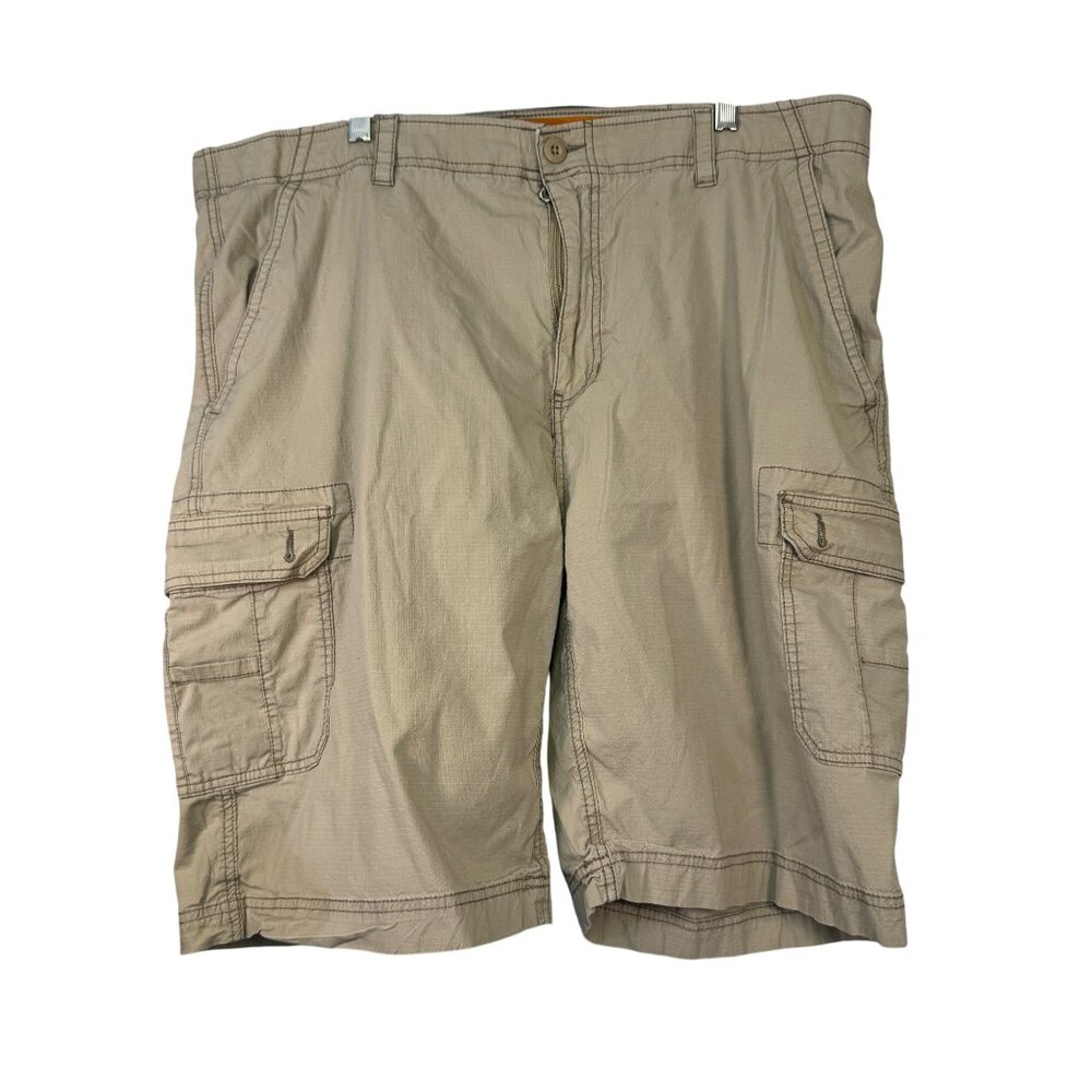Wearfirst Beige Cargo Shorts Mens Lightweight Size 42 Button Zip Closure Pockets